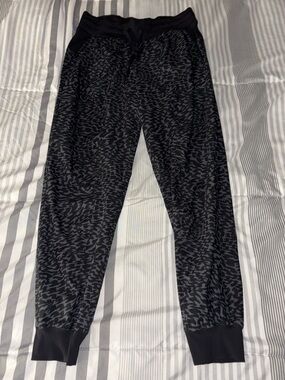 lululemon athletica dance studio joggers